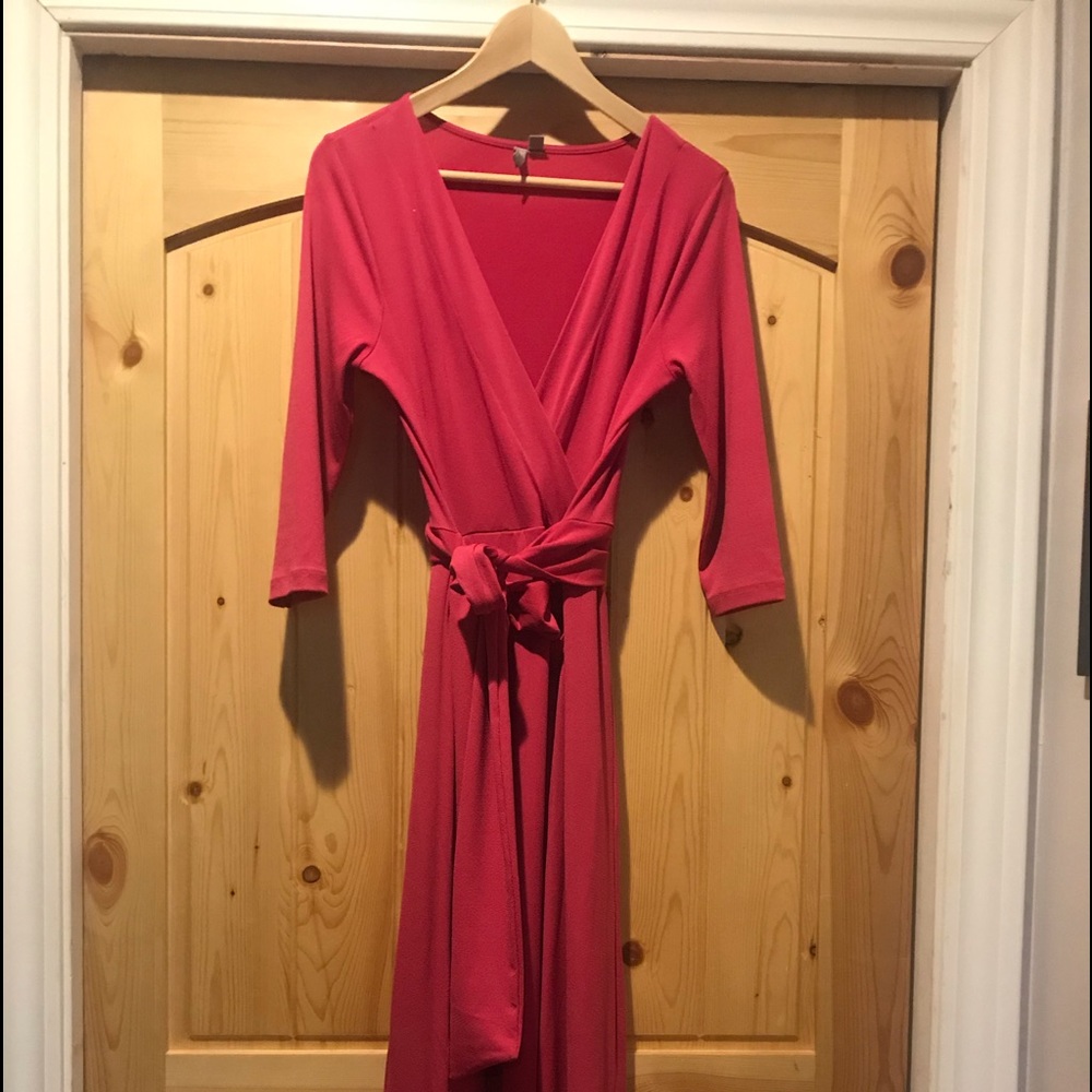 Midi length faux wrap dress.
